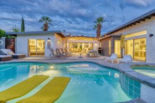 K0062 - Yellow Palms - Palm Springs - 0
