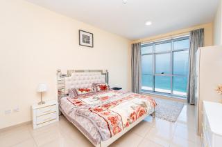 Full seaview luxury with gym,pool,jacuzzi,sauna,24x7 cafe,beach,restaurants,medical and more - Ajman - 8