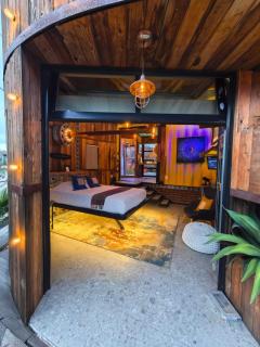 Tanque Chalet by Las Minas Doors & Bed - San Antonio de las Minas - 0