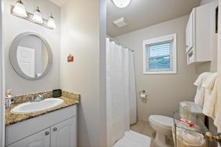 Midtown Apartment with Private Parking and King Bed - 5