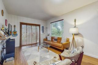 Coastal Conifer Hideaway - Fort Bragg - 9