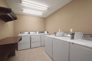 Garner Hotel Gonzales by IHG - Gonzales - 7