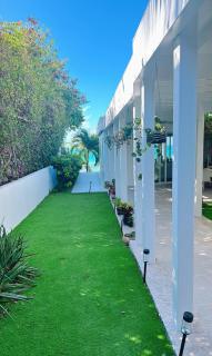 Ocean Garden Studio II - - 8