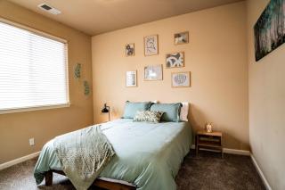 Eat-Sleep-Stroll-Repeat! Walkable Midtown 2BR Home - 6