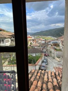 Xhulio Castle Walk Guesthouse - 8