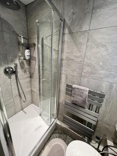 Modern Living, Minutes from London - Bromley - 3