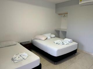 HOTEL BOSCONIA IMPERIAL - 1