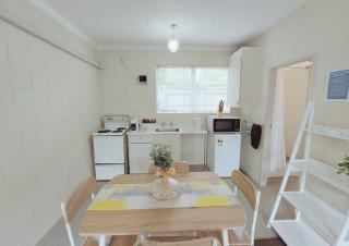 Cozy Ground-Floor 2-Bed Apartment in Claudelands - Hamilton - 8