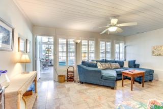 Englewood Bungalow 1 Mi to Beach Pets Welcome! - Englewood - 7