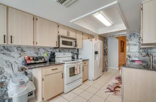 11 Mi to Dtwn Ocala Home with Screened-In Lanai! - Marion Oaks - 2