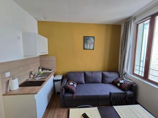 E2 - Elégant appartement neuf intramuros climatisé - Avignon - 4