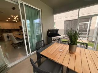 NEW HOME Luxury Private Pool Resort - Kissimmee - 6