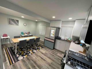 Cozy Home near O HARE fast internet 6 cars parking space - Des Plaines - 5