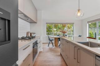 Penny Haven - Lake & Mt Tauhara views, family friendly - 4