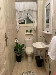 Afro Room In Maadi in sharing apartment - Cairo - 9