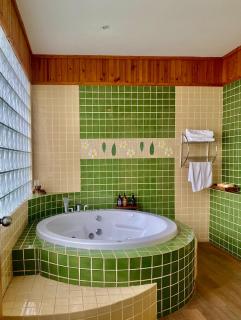 Country Lake View Hotel - Suphanburi - 2