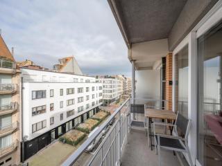 Centrally located 2-bedroom apartment - Knokke-Heist - 9