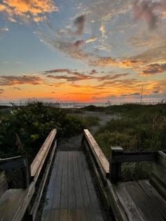 Unit 102 - 1br Unit Wheated Pool And Hot Tub - Cocoa Beach - 2