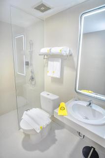 Yello Hotel Samarinda - Samarinda - 3