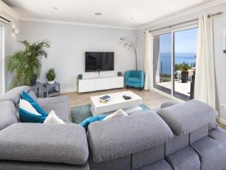 Apartment overlooking Benagil Beach with pool - Benagil - 9