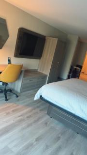 Holiday Inn Express Hotel & Suites Drums-Hazelton by IHG - Drums - 2