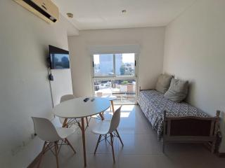 Excelente Depto para Cardiologio y Hospital Escuela - 0