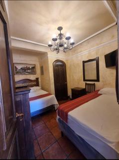 Hotel California - Antigua Guatemala - 9