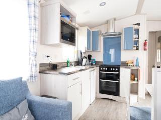 Chalet Stay with Parking Access - Renesse - 7