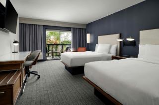 Courtyard by Marriott Stockton - Stockton - 1