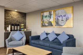 AmericInn by Wyndham Madison WI - Madison - 5