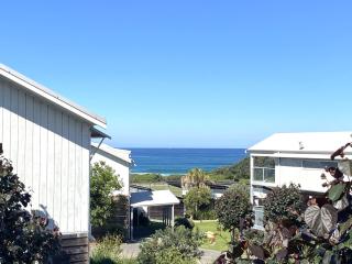 Ahoy Villa at Caves Beach Villas - Caves Beach - 0