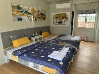 golden sunrise guesthouse - Vang Vieng - 0