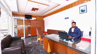 Hotel Valley View- Kempty Fall, Mussoorie ! Luxury Balcony Rooms ! Big Parking ! Peaceful Stay - Mussoorie - 6
