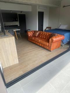 Apartamento con vista y aire acondicionado cerca a El Tesoro - Medellín - 7