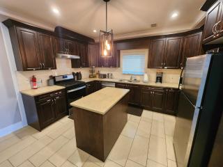 Burnaby 4 bed 3 bath duplex - 8