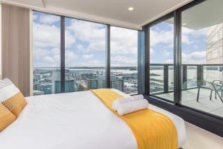 Gorgeous Seaview and Harbour View 2 Bedroom Apartment - Auckland - 9