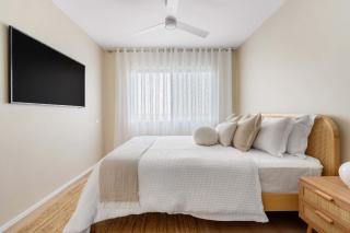 Direct Ocean Front Apartment - 6