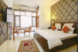 Skyview Stays I Party Lawns I Adjacent The Good Club I 1km Sukhna lake,Rock Garden & High Court I - 5