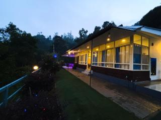Eco Hills Private Pool Villa - Munnar - 5