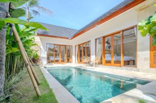 Cozy 2BR Villa May II near Pererenan Beach - - 0
