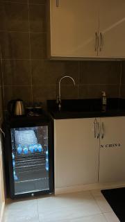 Elegant Self Entry Studio - Riade - 0