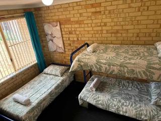 Kalbarri Holiday Villas A - Kalbarri - 3