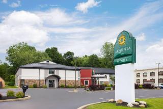 La Quinta Inn by Wyndham Buffalo Airport - Williamsville - 9