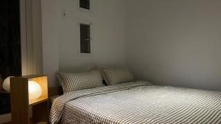 Elegant 2BR 2Baths apt in Historic Building - Ho Chi Minh City - 3