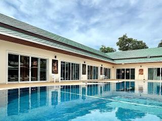 Chuan SeaFront Villa Rawai Phuket - Rawai Beach - 8
