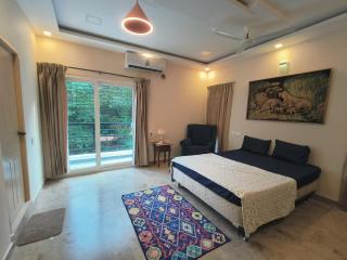 Luxurious Villa Santo-Na Staycation - Auroville,Pondicherry - 8