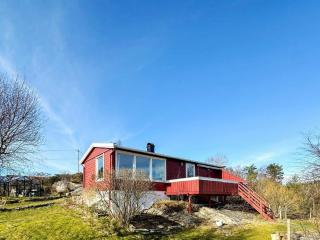 5 person holiday home in KLOKKARVIK - Klokkarvik - 3