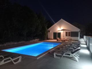 Villa Adriatic 2 - Biograd na Moru - 0
