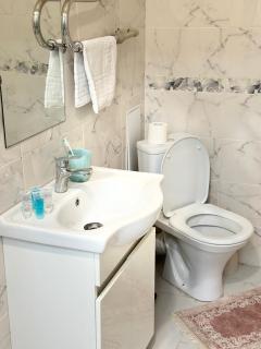 Уютная квартира на Экспо - 6