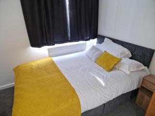 Homey Home in Swindon, United Kingdom - Swindon - 3